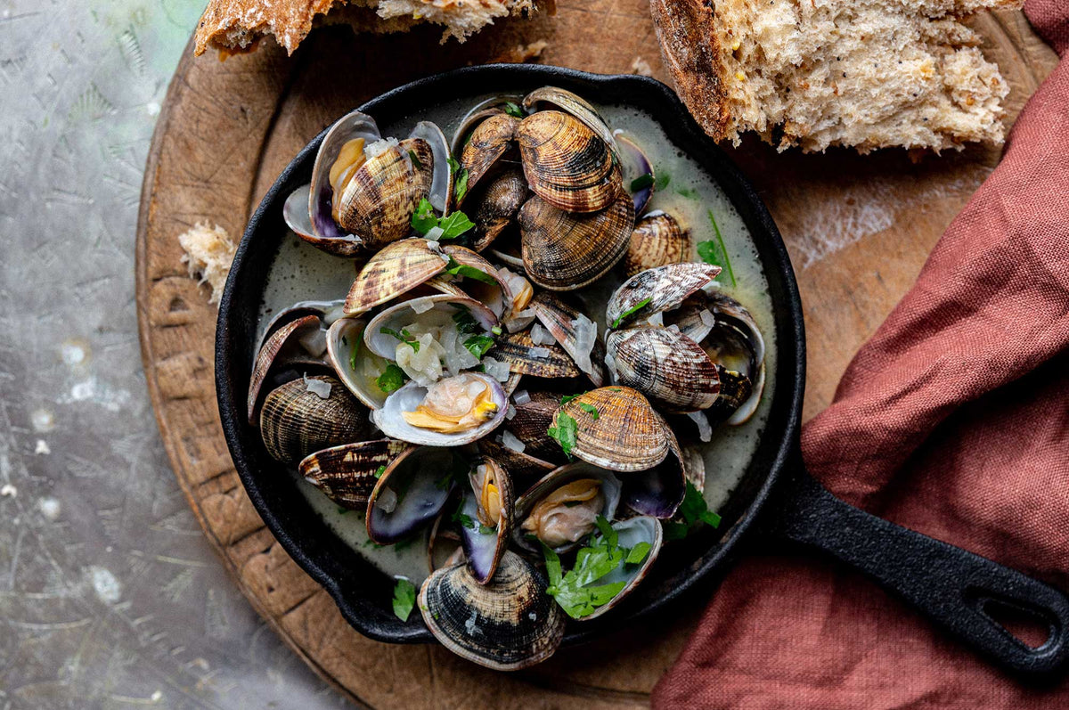 Clams, White Wine & Garlic Recipe Wright Brothers Home Delivery