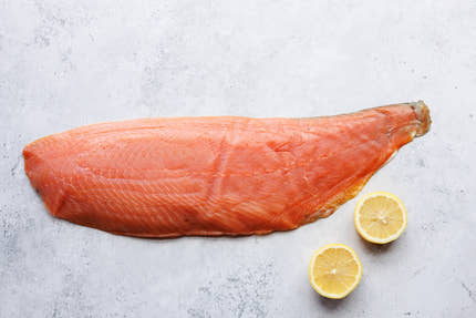 Whole Side of Long Sliced Smoked VAR Salmon