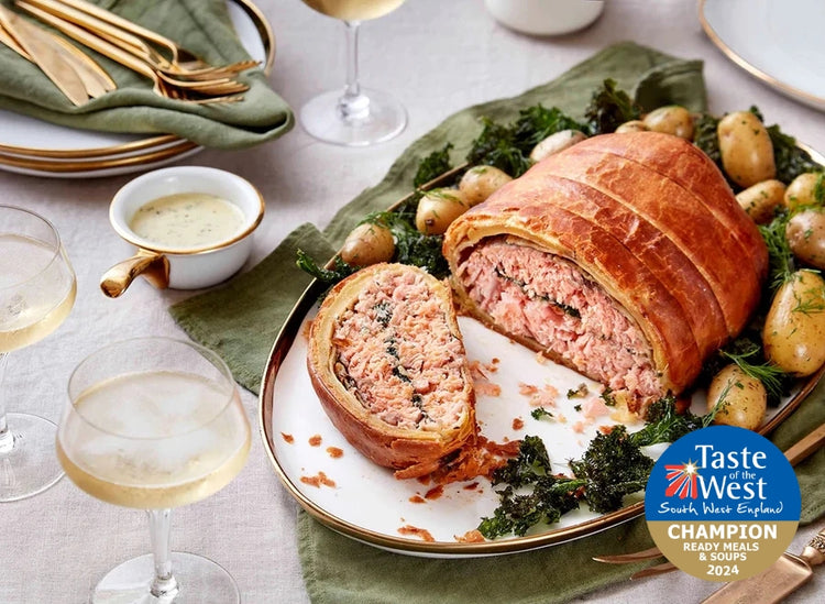 Salmon En Croute for 4-5 with Tarragon Sauce