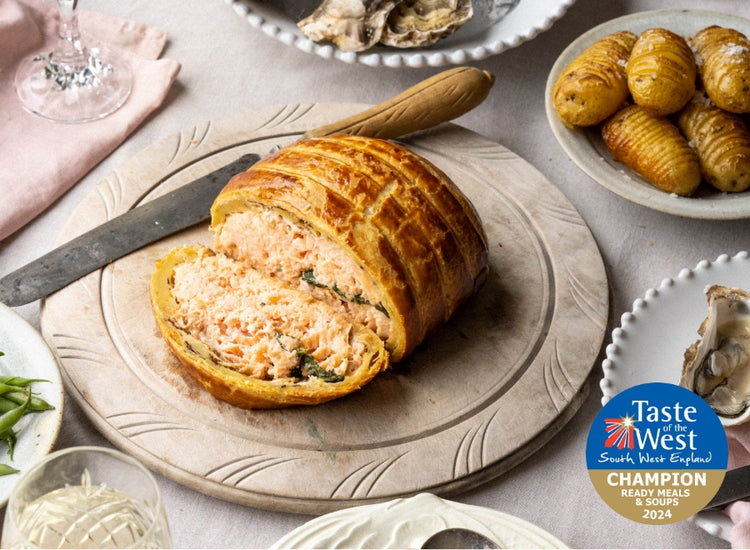 Salmon En Croute for 2-3 with Tarragon Sauce