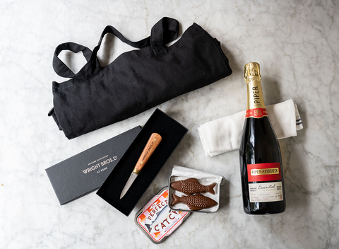 Luxury Champagne & Chocolate Fish Gift Hamper